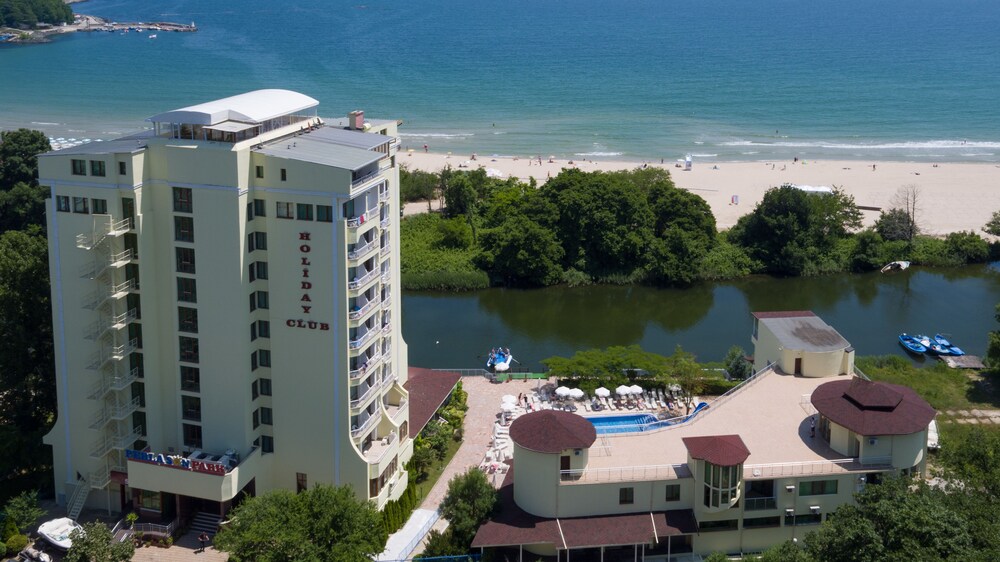 Perla Sun Park Hotel in Primorsko, Bulgaria