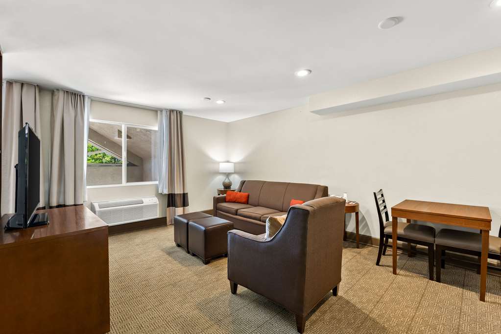Comfort Inn Layton Salt Lake City - photo 21