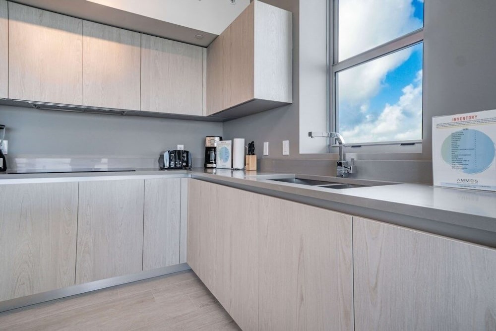 Hyde Beach House Luxury Condo resort 2 Bedroom Condo by RedAwning - photo 14