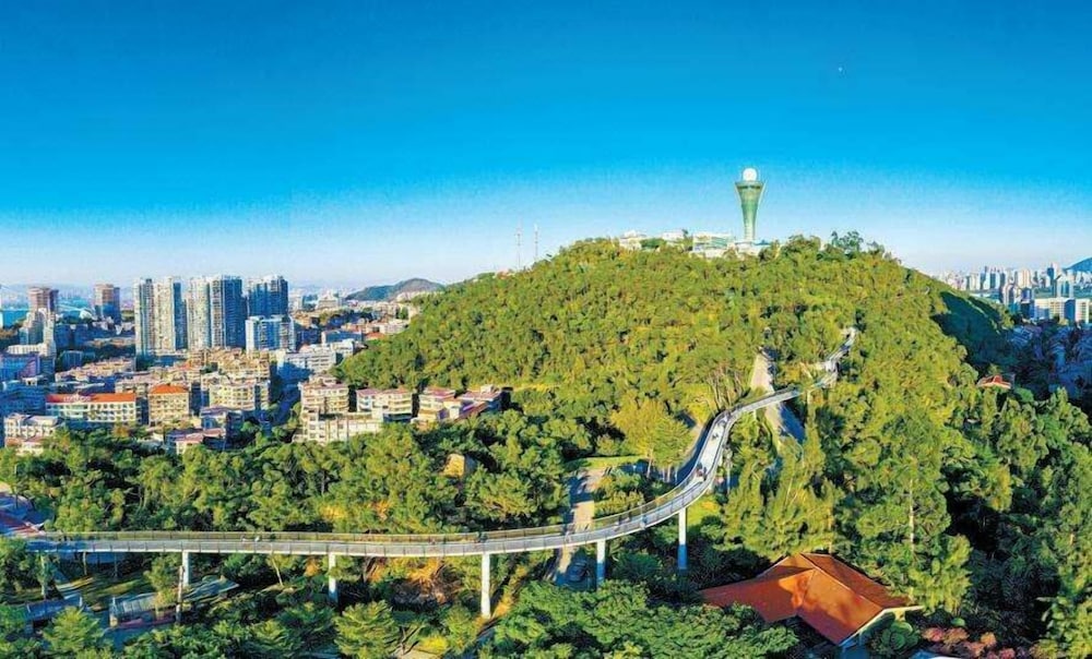 Home Inn Selected - last minute hotel in Xiamen