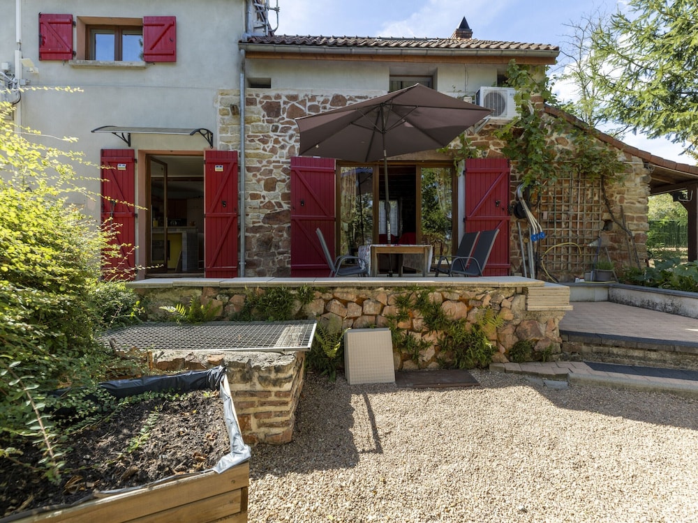 Country House Near Parc du Morvan With Pool — 4-Star Luxury Hotel in La Machine, France