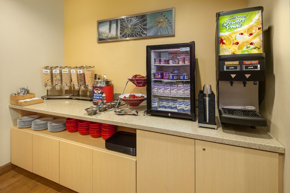 TownePlace Suites by Marriott Bellingham - photo 32