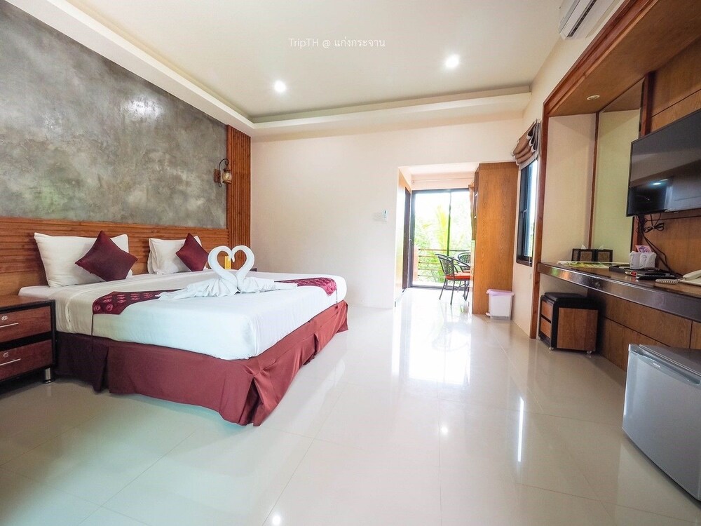 The Canal Garden Resort — 4-Star Luxury Hotel in Phetchaburi, Thailand