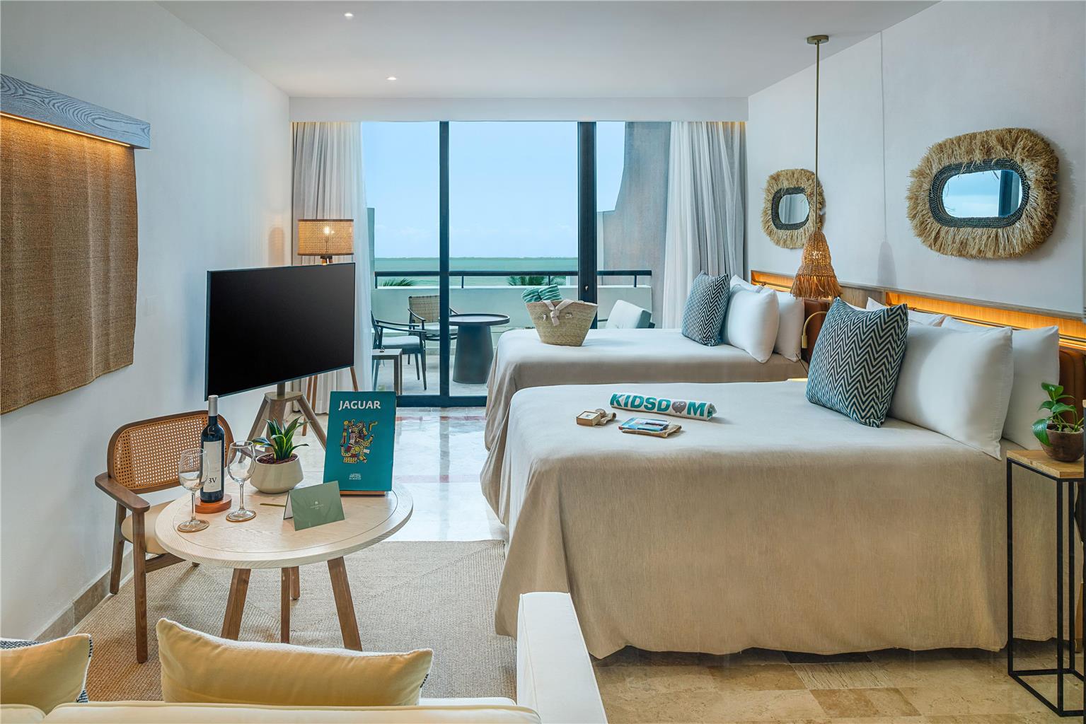 Guest room