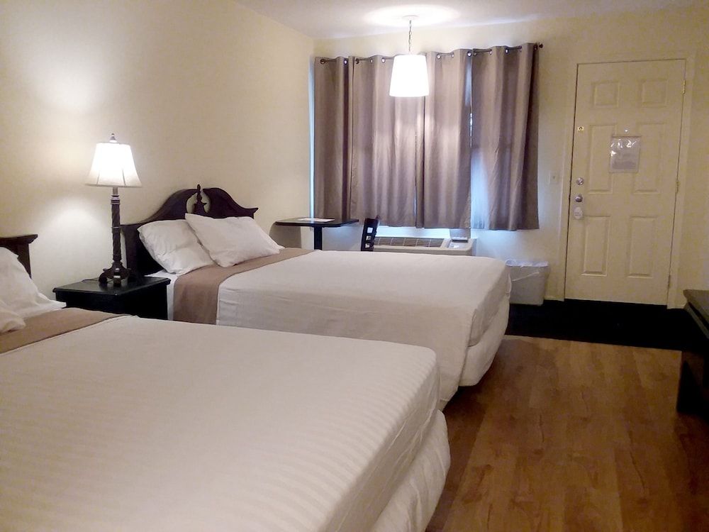 Walton Inn - photo 16