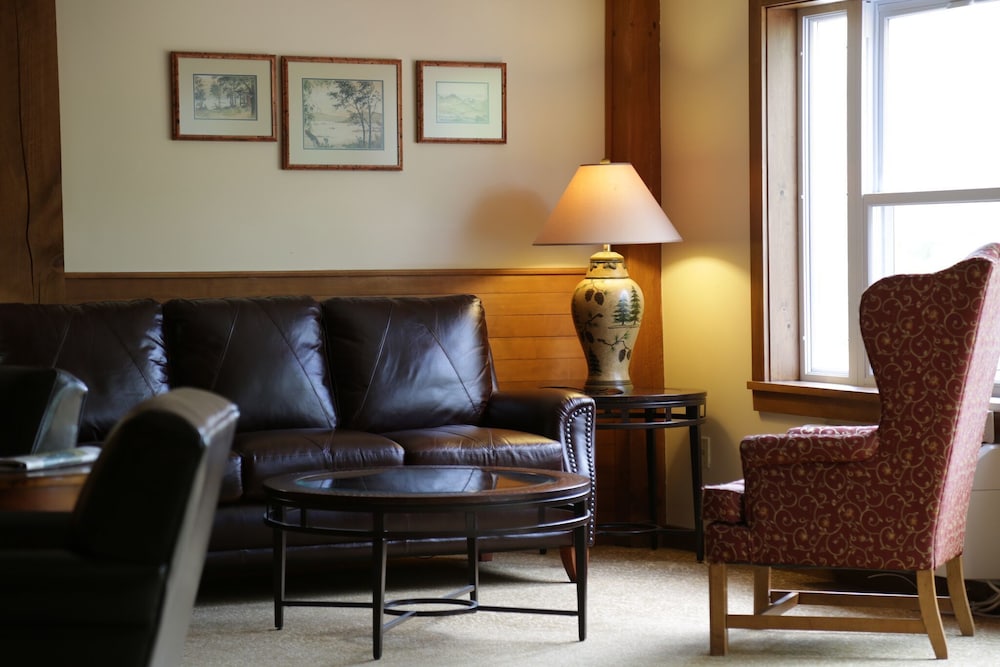Silver Fox Inn - photo 4