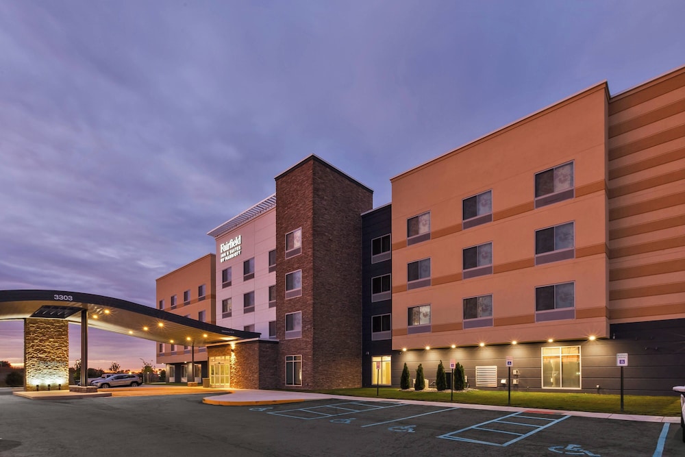 Fairfield Inn & Suites by Marriott Kalamazoo - photo 22