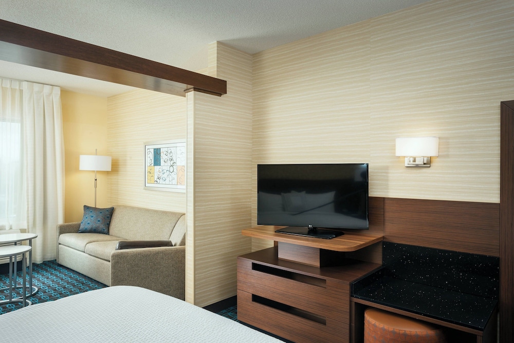Fairfield Inn & Suites by Marriott Tacoma DuPont - photo 13