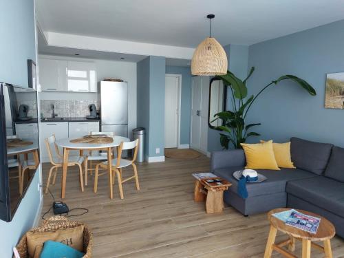 Benny's Beach House 2 — 4-Star Luxury Hotel in Zandvoort, Netherlands
