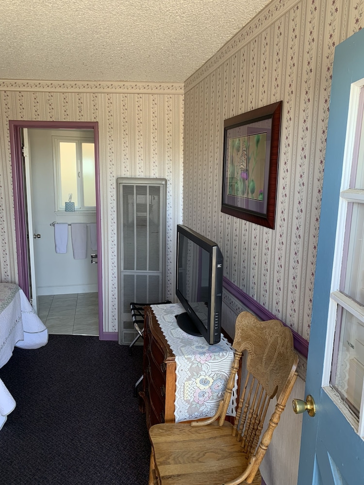 Sugarloaf Mountain Motel - photo 7