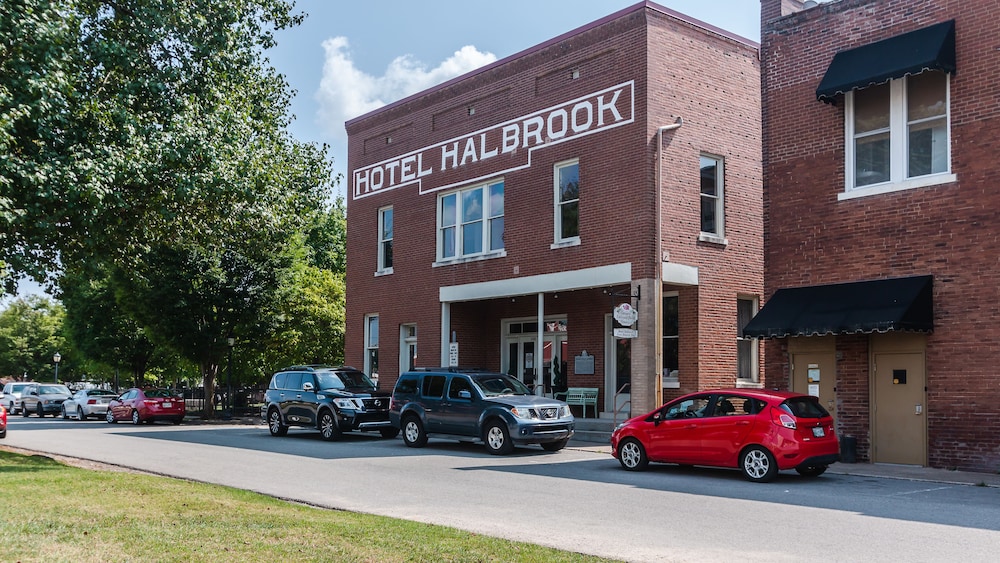 Hampton Inn Dickson - photo 51