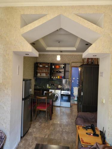 Apartment On Leonidze 18