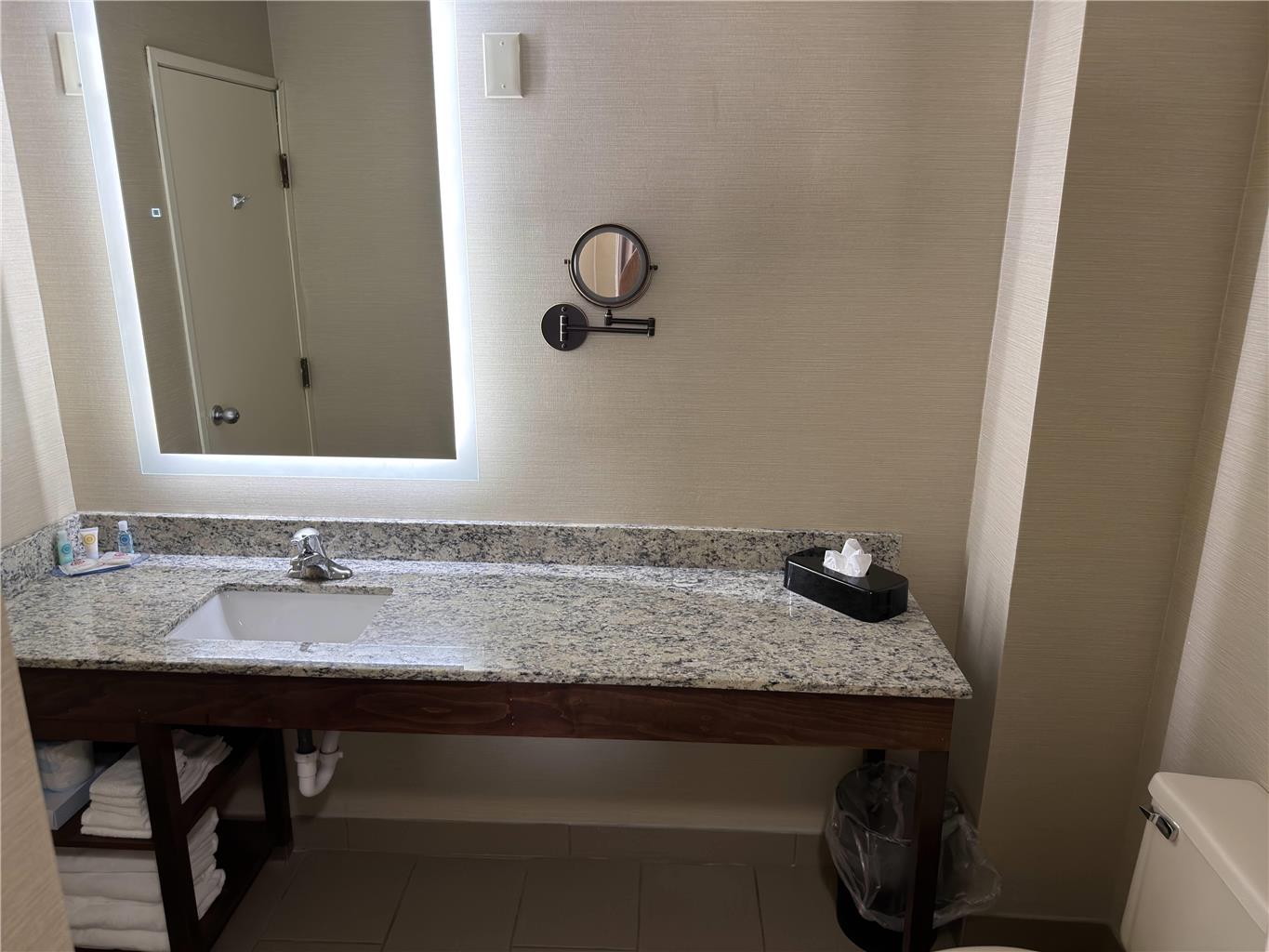 Wingate by Wyndham Utica - photo 39