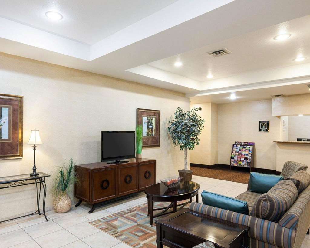 Comfort Inn & Suites Regional Medical Center - photo 7