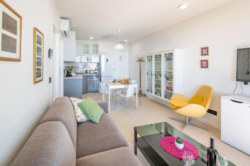 A3 Montovjerna Panoramic Terrace Getaway