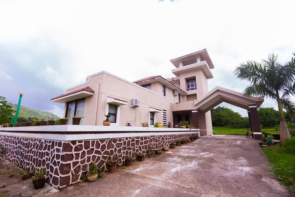 Shetty Farms — hotel in Dahanu