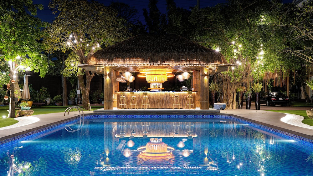 Hidden Mansions Saigon Resort — 4-Star Luxury Hotel in Ho Chi Minh City, Vietnam