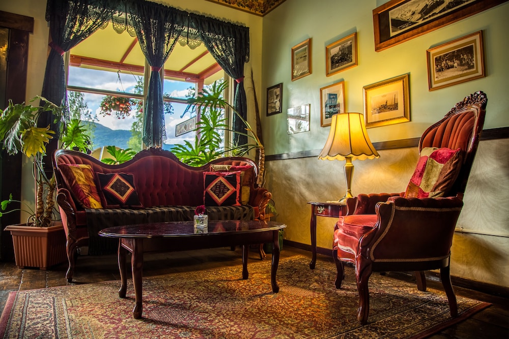 McCarthy Lodge Resort - last minute hotel in Unknown City