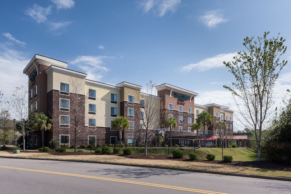 TownePlace Suites by Marriott Columbia Southeast Fort Jackson - photo 35