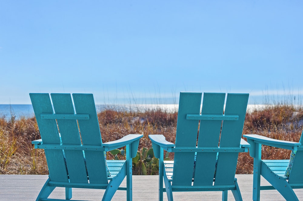 Luxury Gulf Front Property Directly on the Beach Sleeps 15 - photo 41