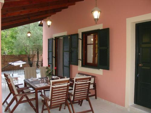 Villa Magia — 4-Star Luxury Hotel in Corfu, Greece