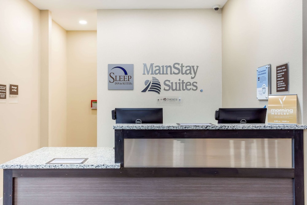 MainStay Suites Logan Ohio Hocking Hills - photo 4