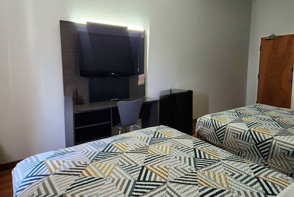 Baymont by Wyndham San Antonio Airport - photo 7