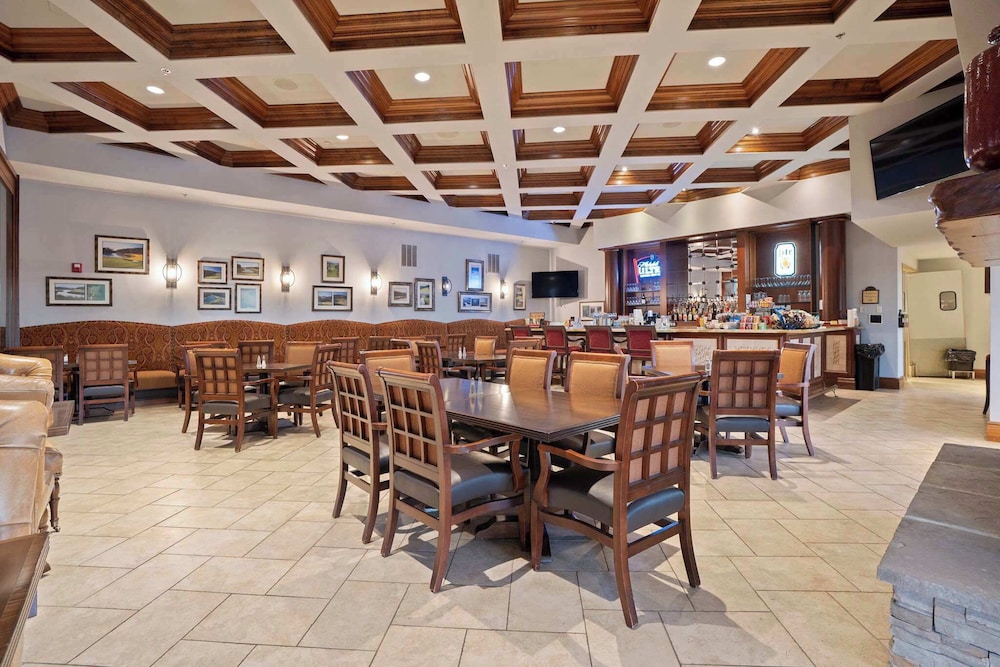Villa at the Hills A Grand Branson Vacation 4 BDR Golf Resort Villa - photo 14