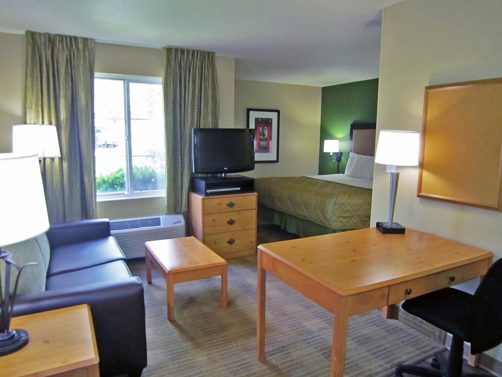 MainStay Suites Washington Dulles Airport - photo 17