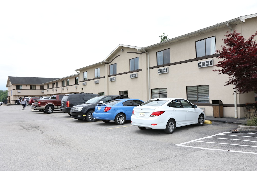 American Elite Inn - photo 68