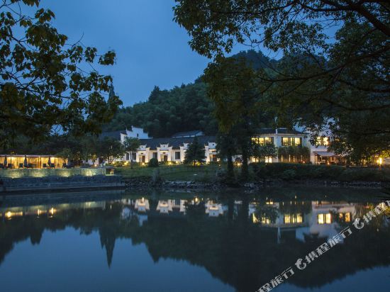 Fuchun Kosa — 4-Star Luxury Hotel in Hangzhou, People's Republic of China
