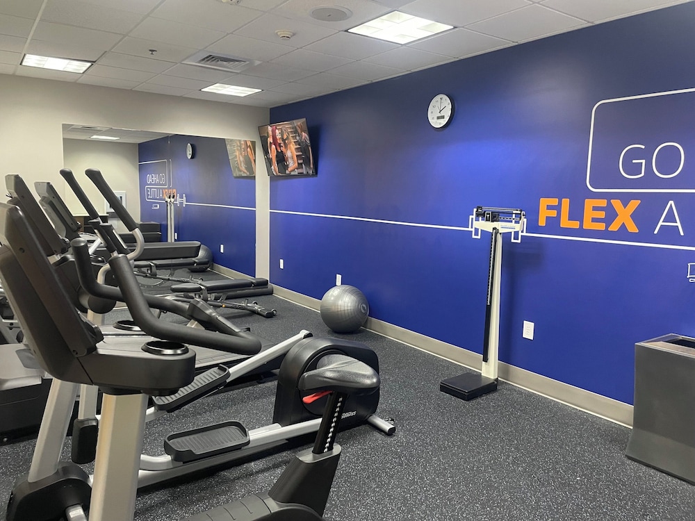 Holiday Inn Express Hotel & Suites Raleigh SW NC State by IHG - photo 70