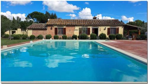 Holiday home in Cortona Toskana 30389 — 4-Star Luxury Hotel in Cortona, Italy