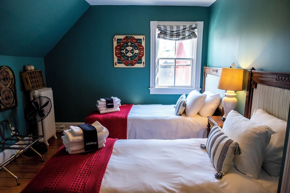 Chart House Inn - photo 16