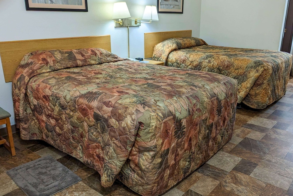 Travelodge Inn & Suites by Wyndham Deadwood - photo 21