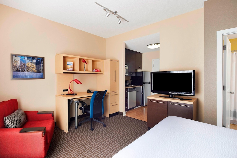 TownePlace Suites Harrisburg Hershey - photo 12