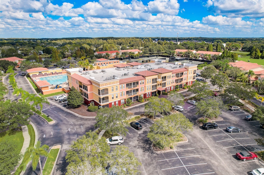 Emerald Greens Hotel Condo Resort - photo 35