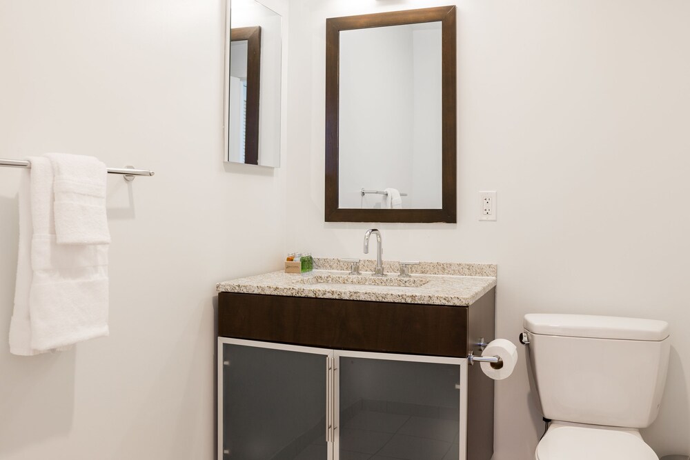 Pristine Fenway Suites by Sonder - photo 22