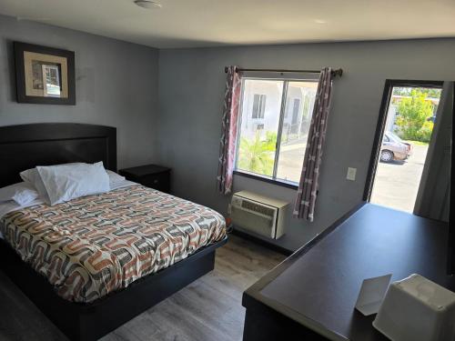 Wine Country Inn - photo 15
