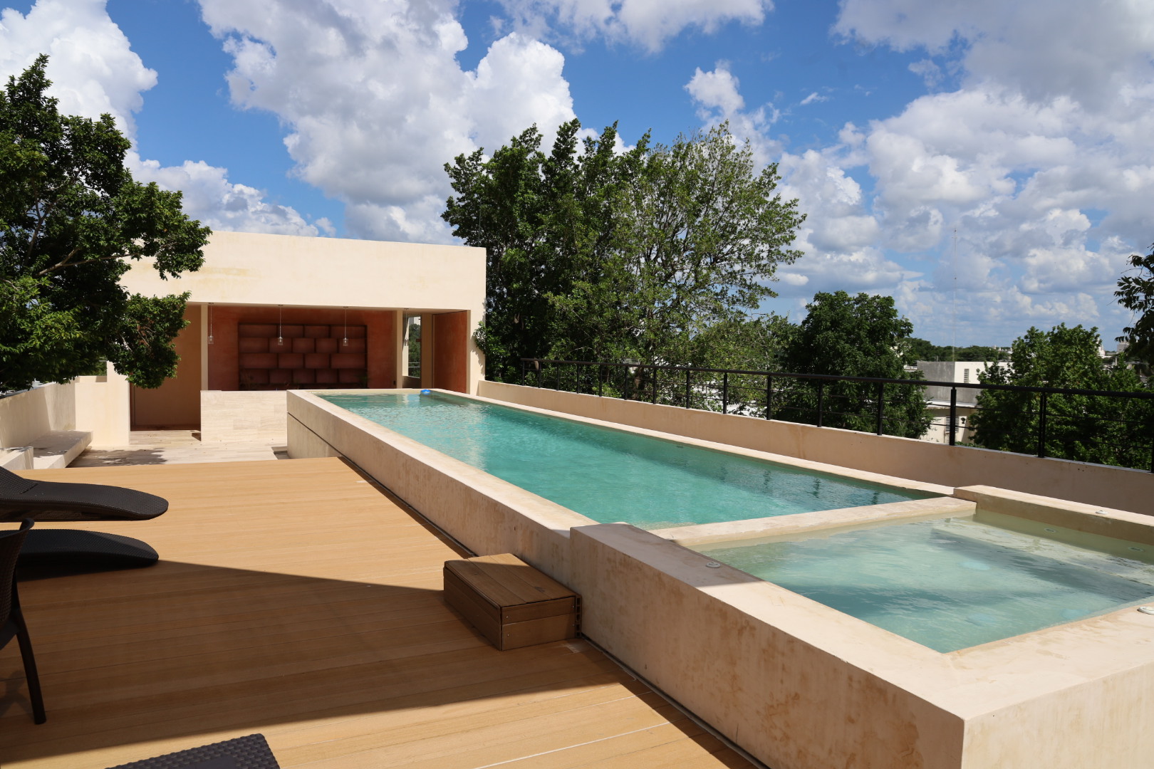 Casa Oneiro Hotel Boutique Suites — Merida