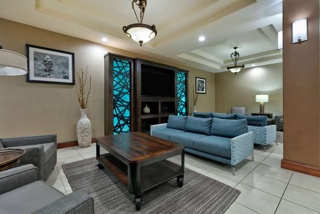 Baymont Inn & Suites by Wyndham Glen Rose - photo 5