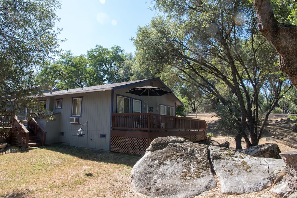 Little Valley Inn - photo 18