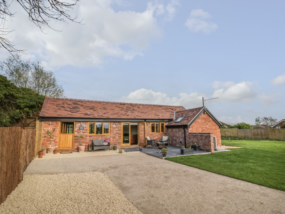 The Old Piggery - carbon neutral hotel in Worcester
