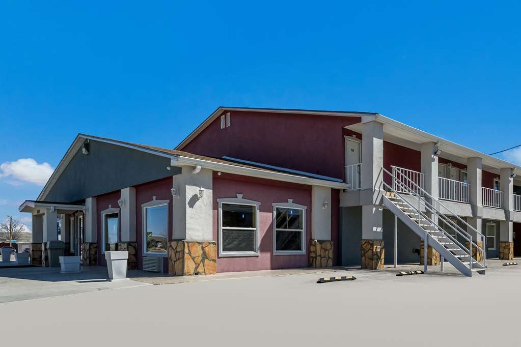 Americas Best Value Inn Alpine - photo 4