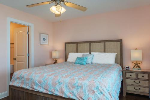 The Salty Dog by Oak Island Accommodations - photo 43