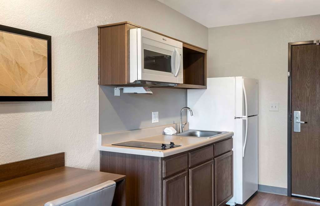 Extended Stay America Select Suites Charlotte Northlake - photo 12
