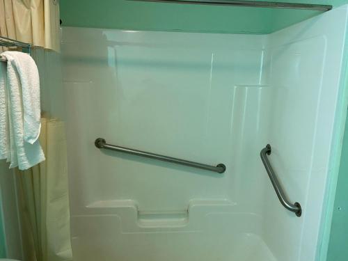 Town House Inn - photo 26