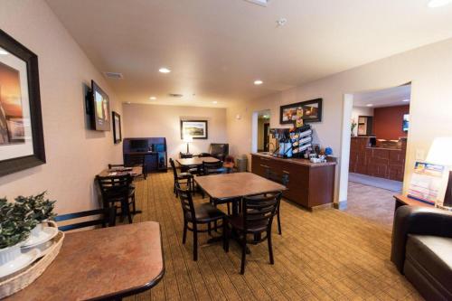 My Place Hotel West Jordan - photo 2