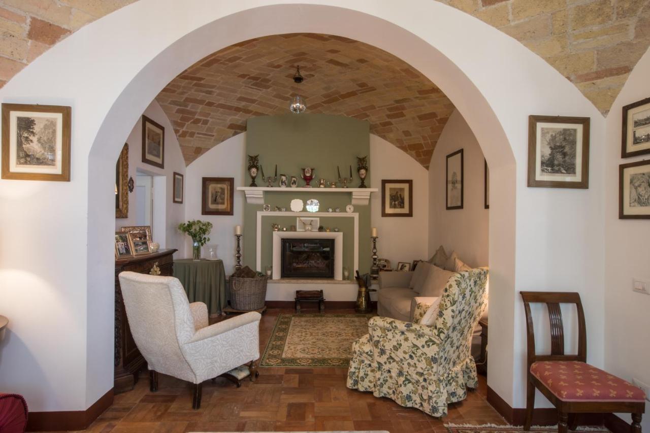 Dimora Rosa Bianca — hotel in Macerata