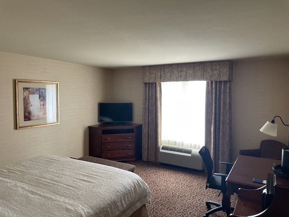 Hampton Inn Rawlins - photo 5